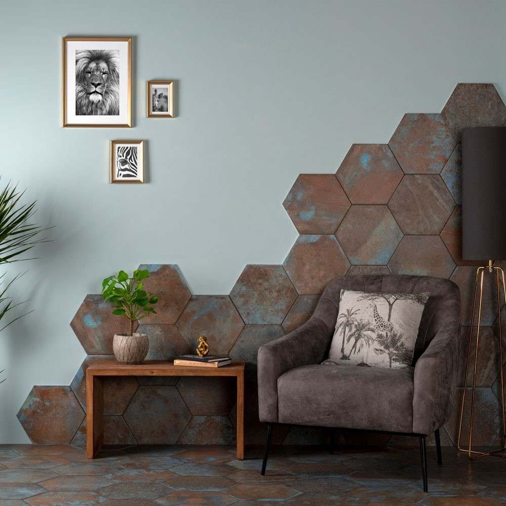 Hexagonal Patterns with Printed Tiles