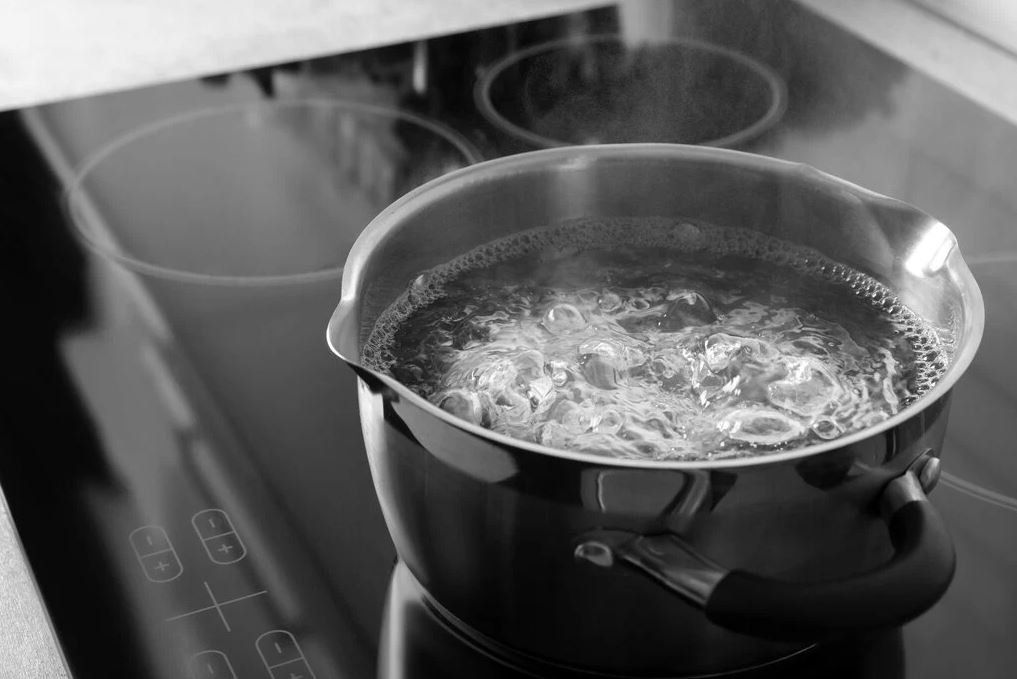 How to make rosemary water