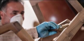 How to Polish Wood Furniture